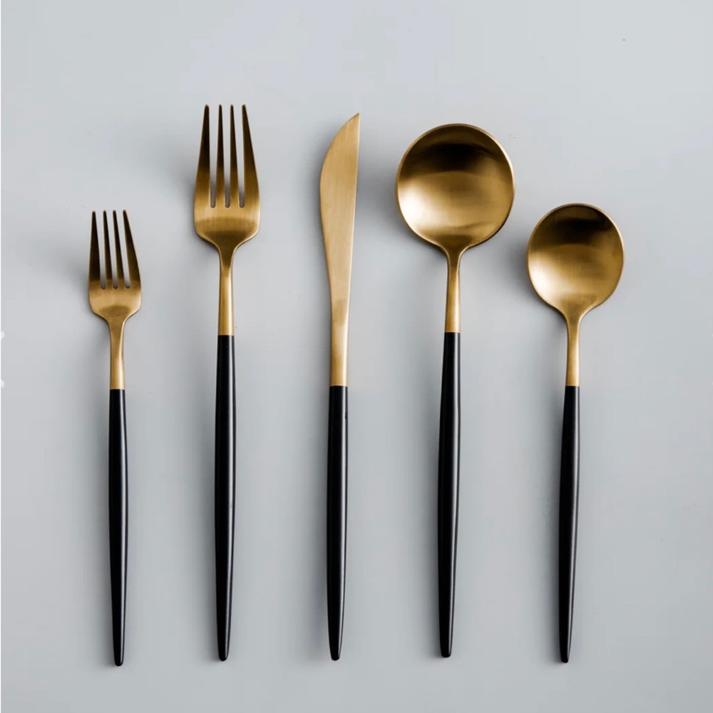 NIB FRENCH FLATWARE 4 Person Set (20 pieces)